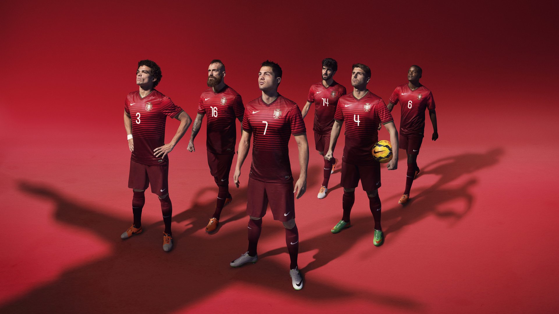 九游(jiuyou)官方网站-欧洲杯决胜瞬间：战术变换，奇迹出现！，欧洲杯决赛逆转